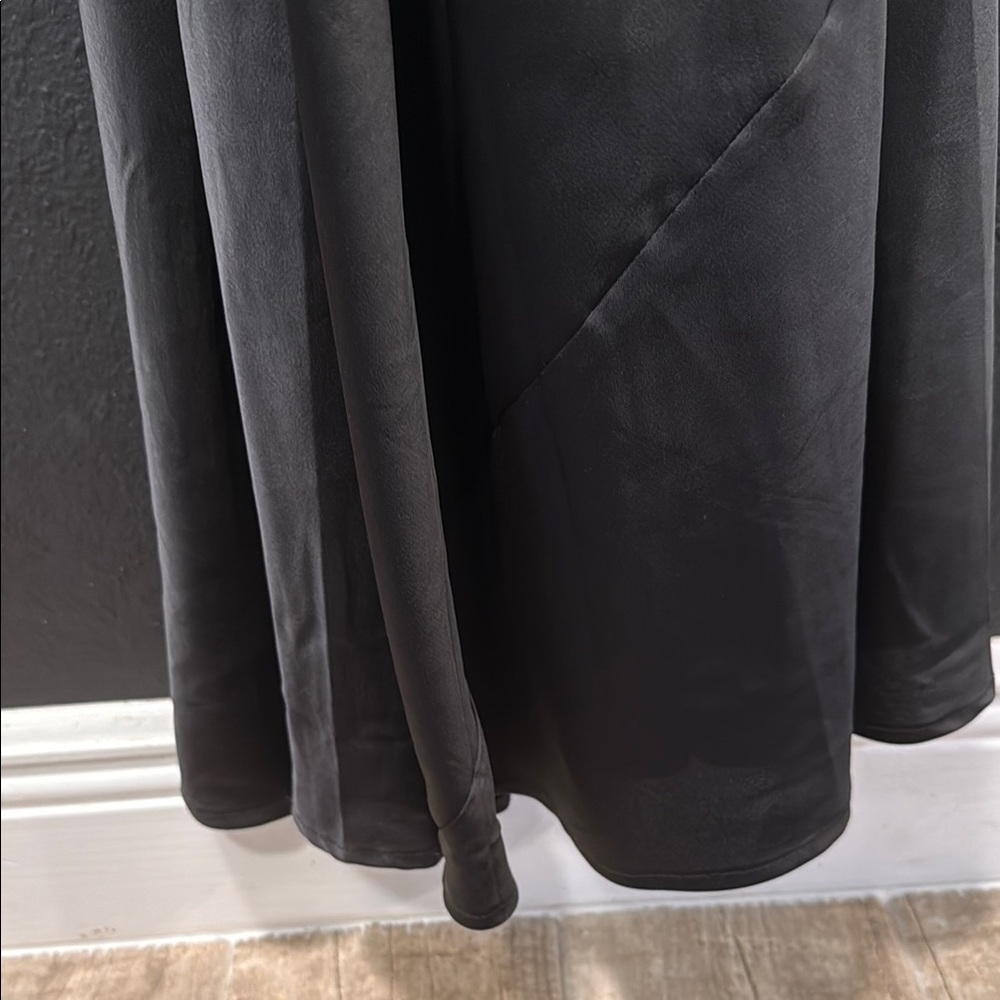 Lulu’s Effortlessly Sensational Black Satin Backless Maxi Dress Medium - Picture 6 of 9